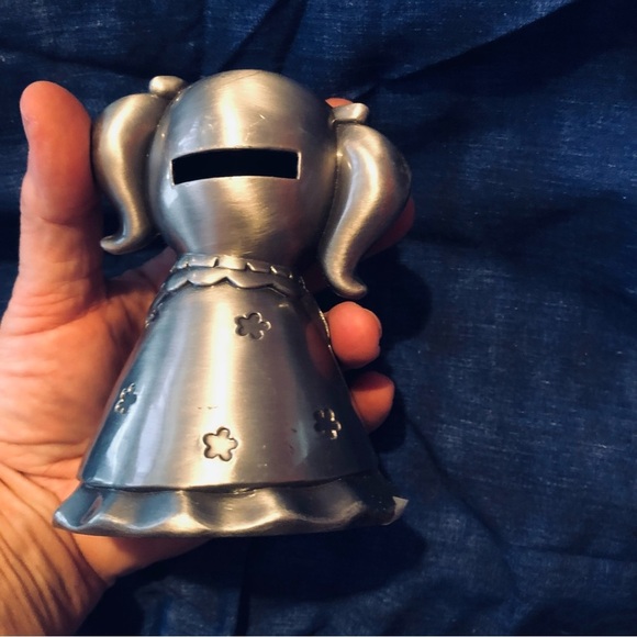 Adorable Silver Girl piggy bank with. Tiny puppy - Picture 5 of 6
